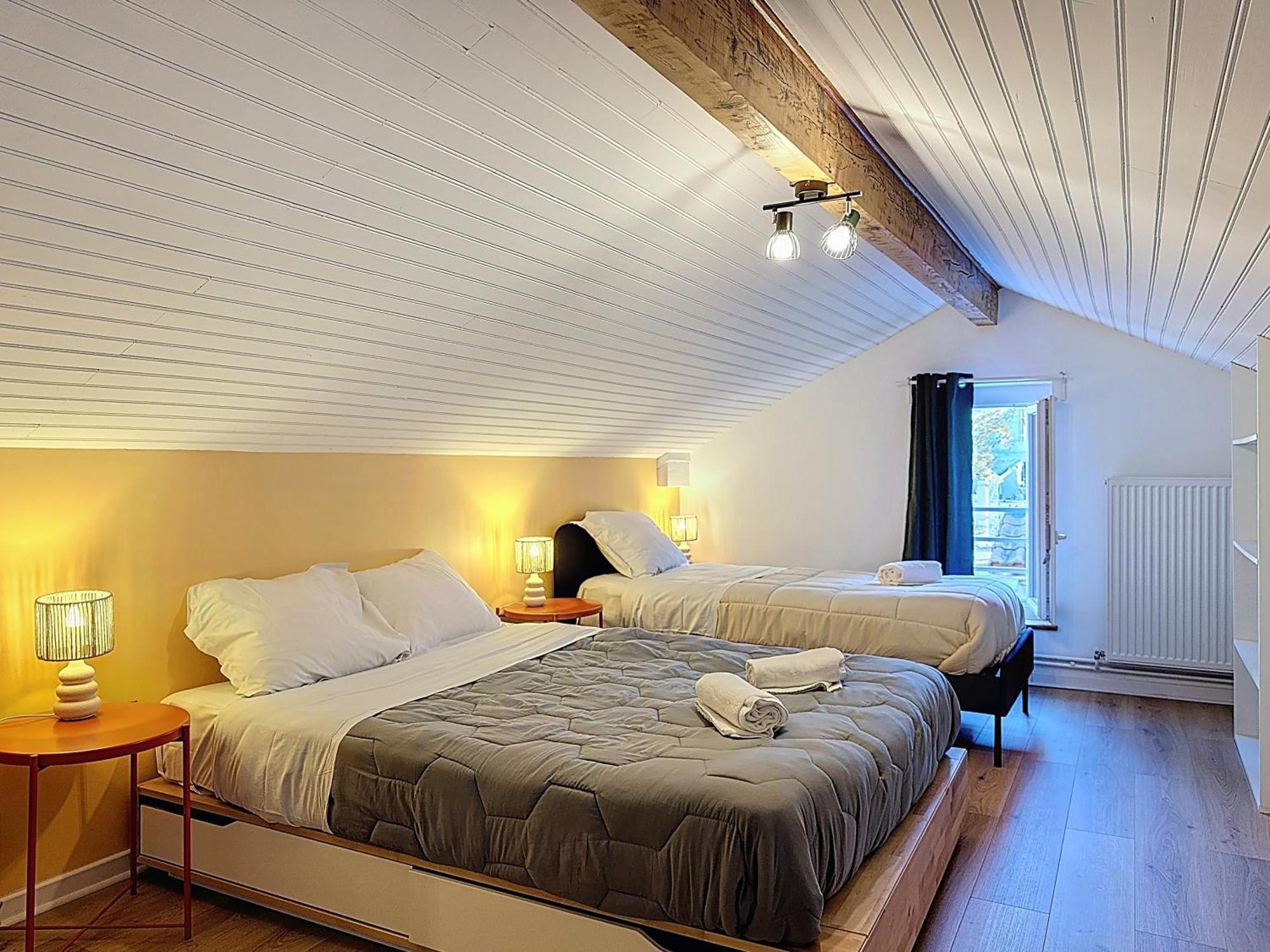 Appartement Maison 7 Personnes Quartier Oradou Pardieu *